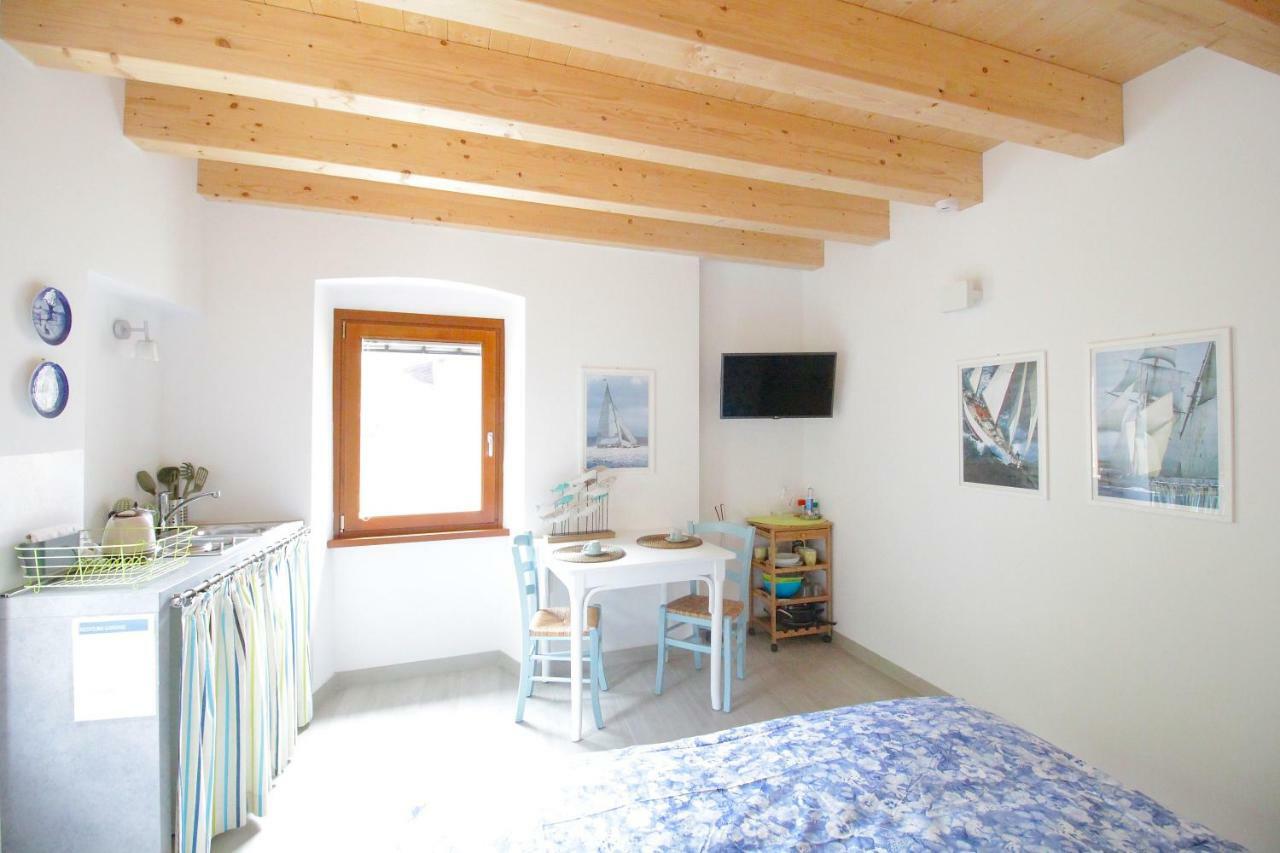Aparthotel Ca De L'Angelon Brenzone sul Garda Exterior foto